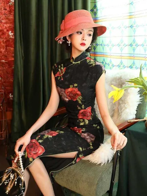 Red floral pattern long Black cheongsam dress raglan sleeves - Image 4
