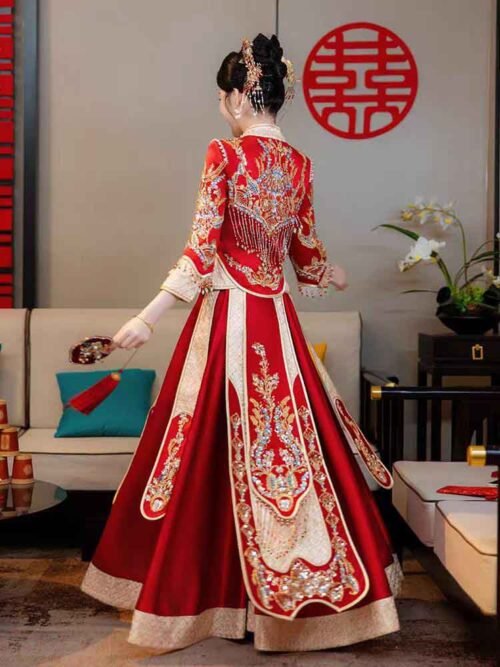 Beads Embroidered Qun Kwa Chinese wedding dress - Image 5