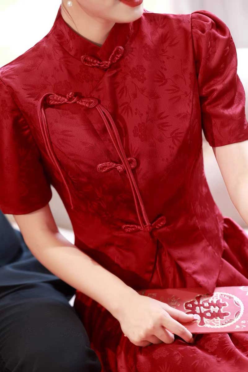 red modern qi pao