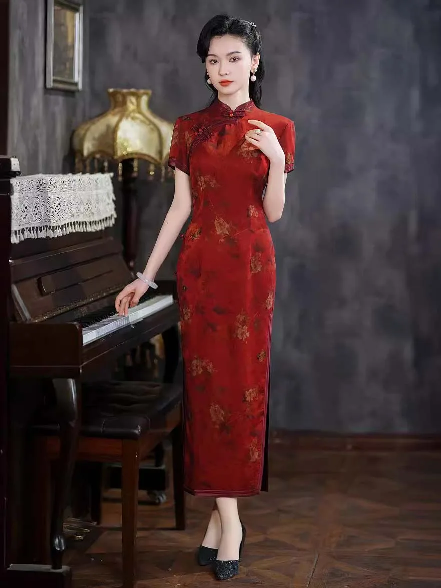 Cheongsam mother Cheongsam mother