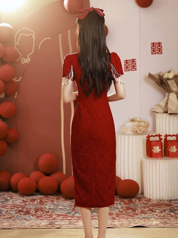 Chinese bride dress qipao