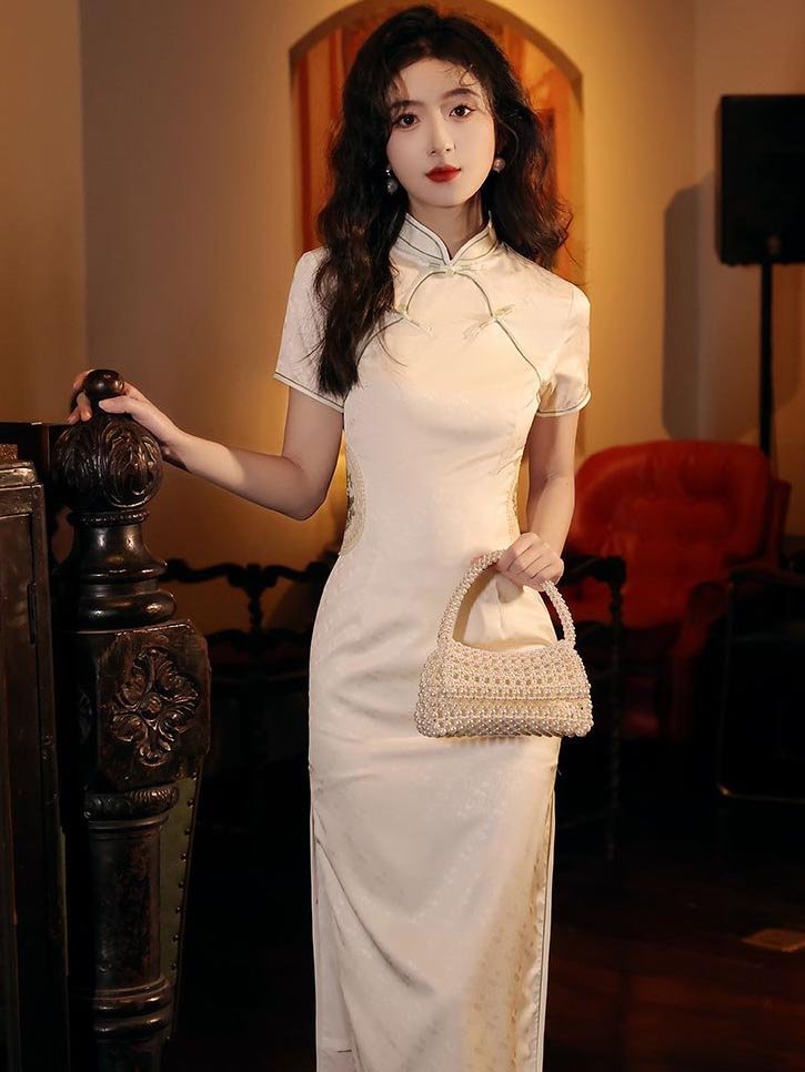 Chinese qipao dress