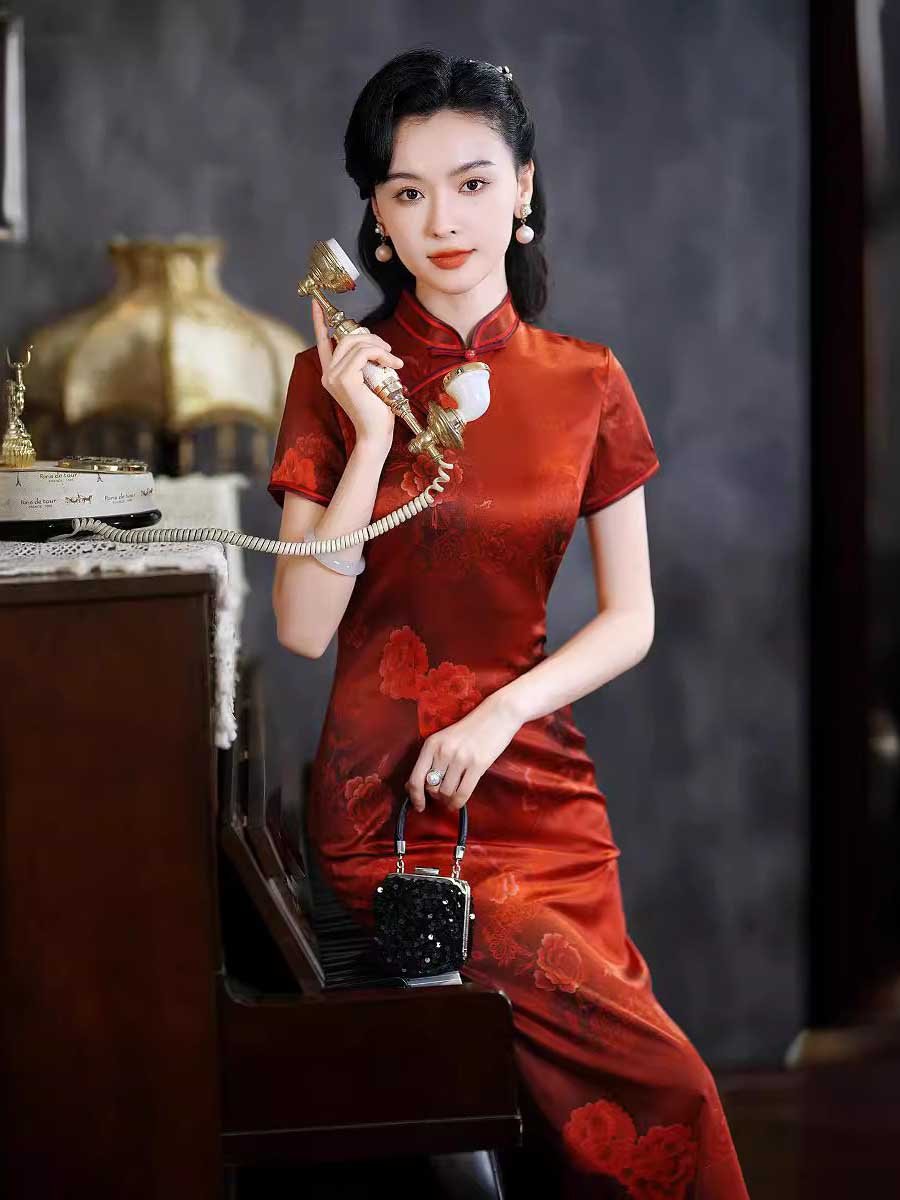 Red Chinese Cheongsam