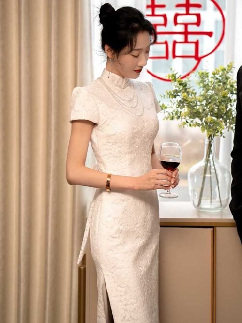 White Cheongsam