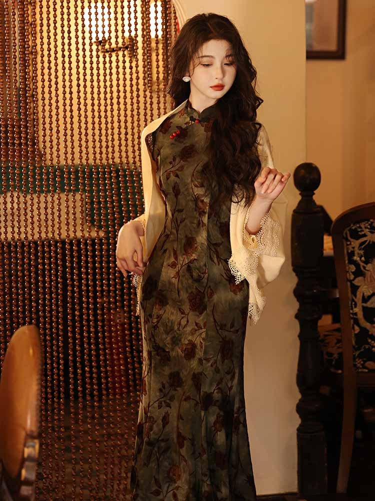 green cheongsam