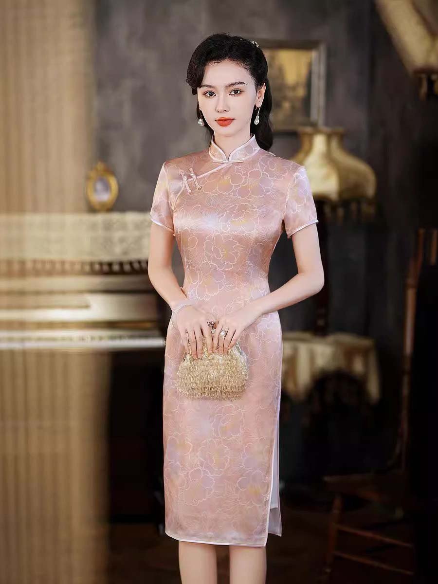 pink cheongsam