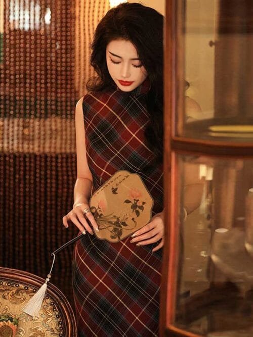 Red traditional Chinese dress qipao grid pattern - Image 6