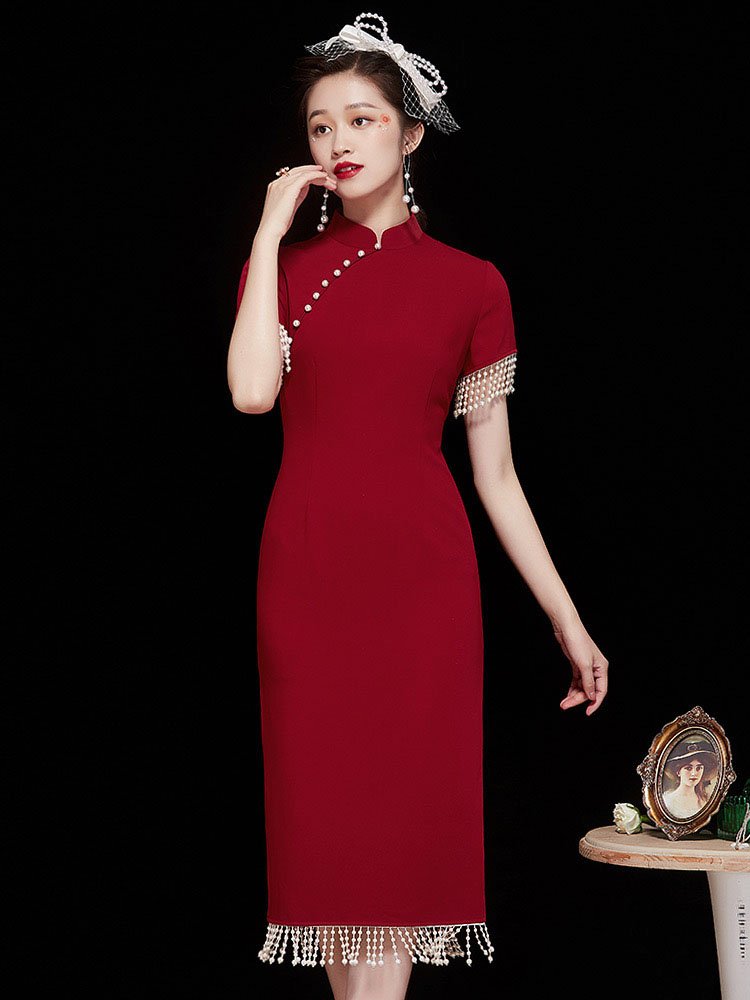 red Chinese cheongsam