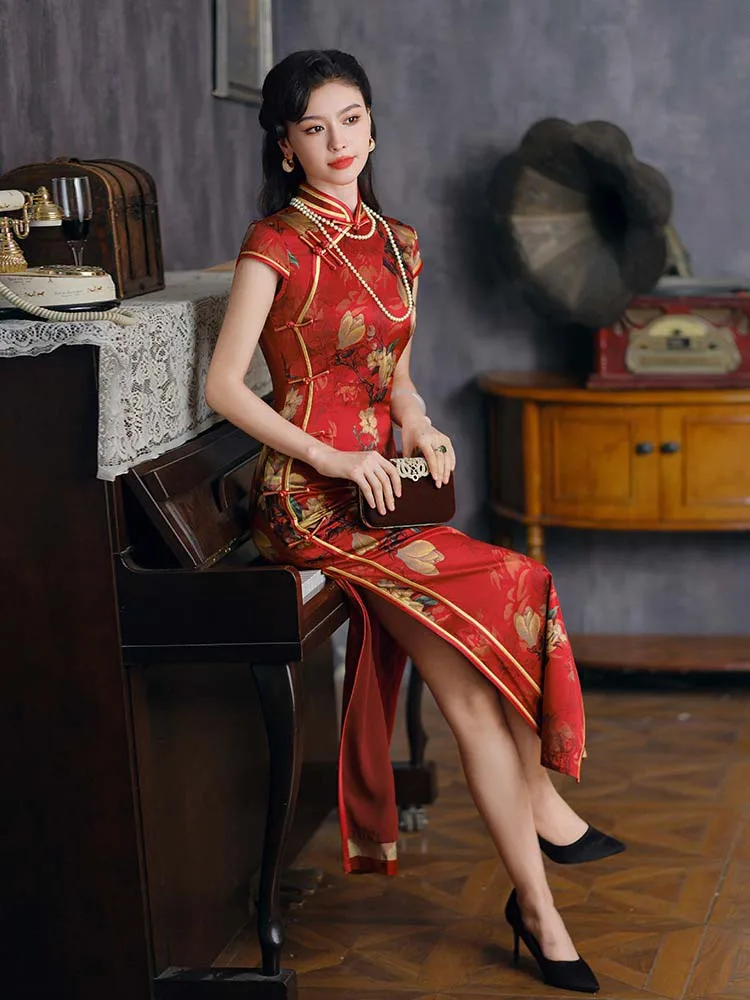 high-end Cheongsam