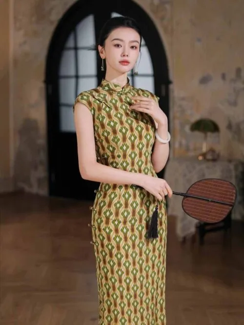 long yellow Qipao dress