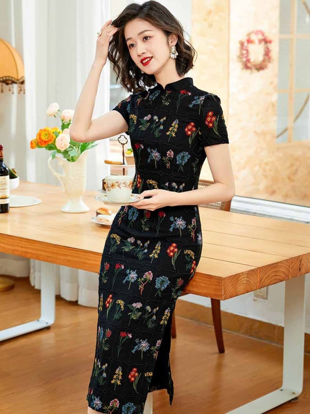Black oriental dress, cotton and linen embroidered Cheongsam - eastqipao.com