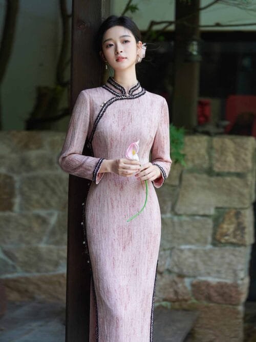 Long sleeve Cheongsam dress in pink - Image 5