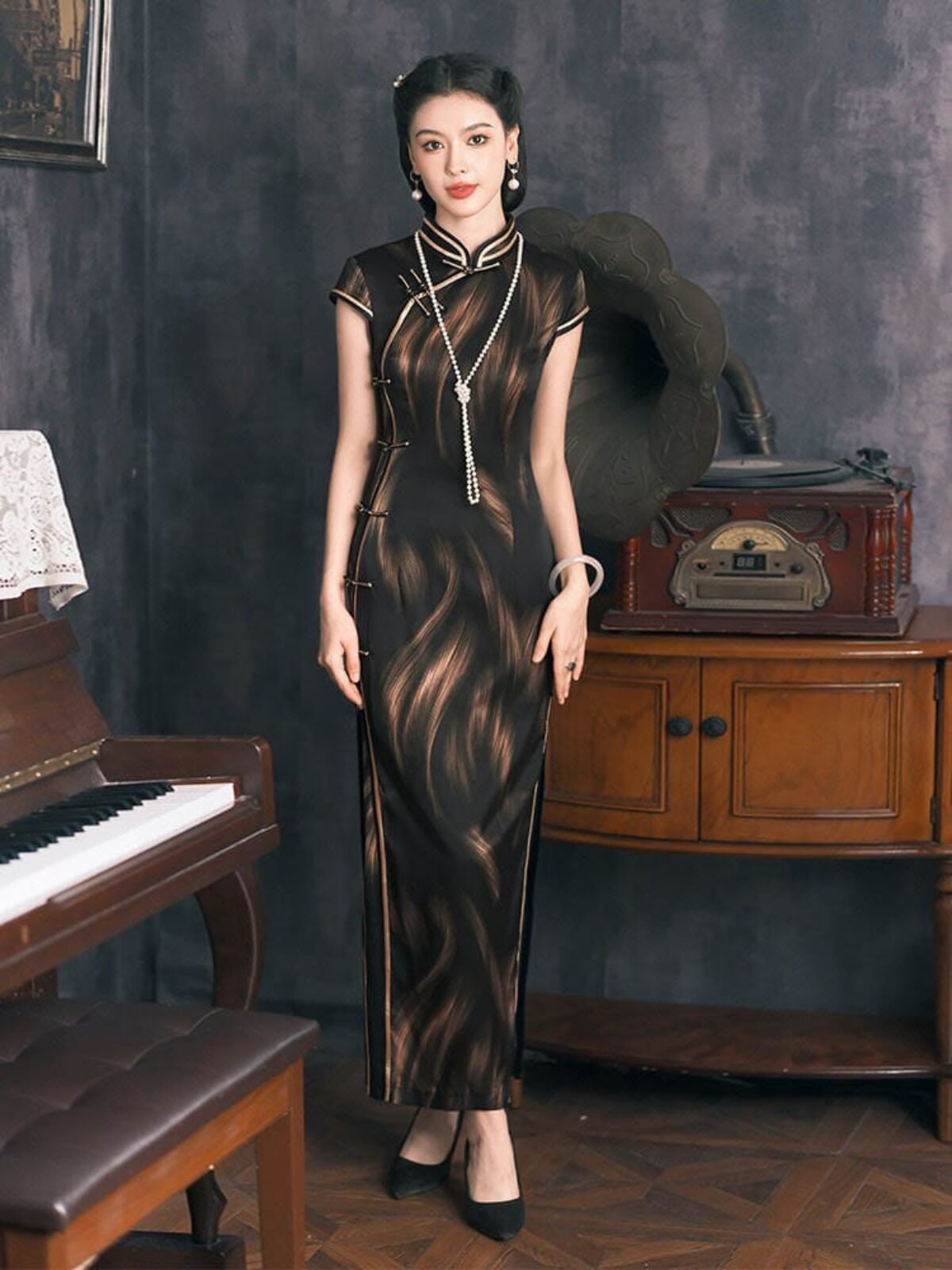 Mulberry silk long black and gold Qipao dress - eastqipao.com