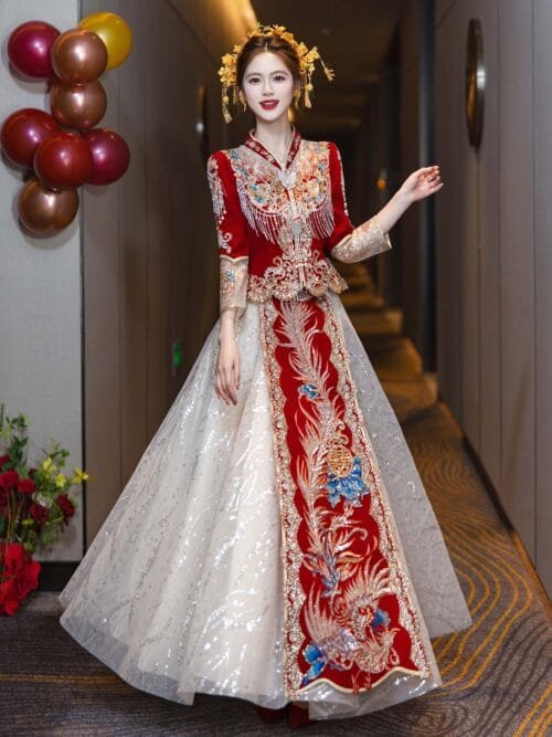 Red Chinese Wedding Dress Qun Kwa with Embroidery - Image 2