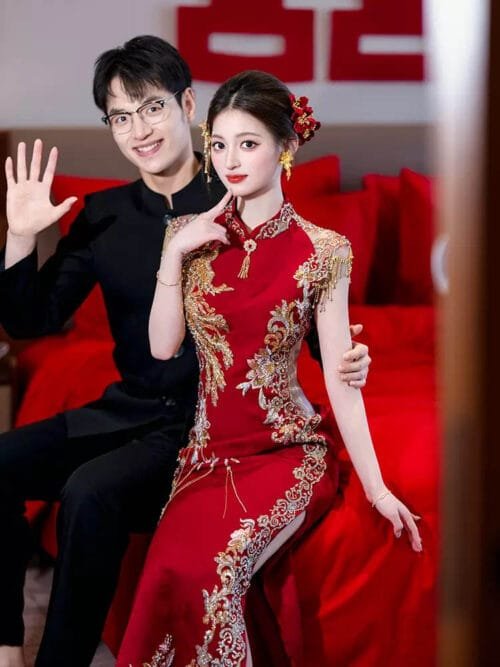 Red Wedding Qipao Dress with Su Embroidery - Image 4